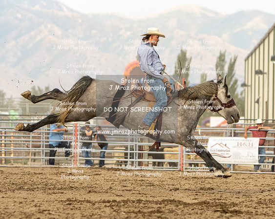 TooeleCountyRodeo-JMrazPhotography-BroncRiding-35