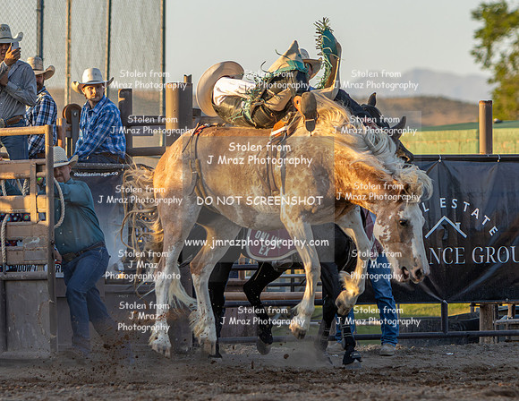 RMPRA-Genola-2024-JMrazPhotography-BarebackRiding-24