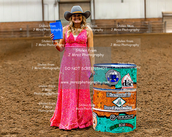DressToImpress2024Awards-JMrazPhotography-12