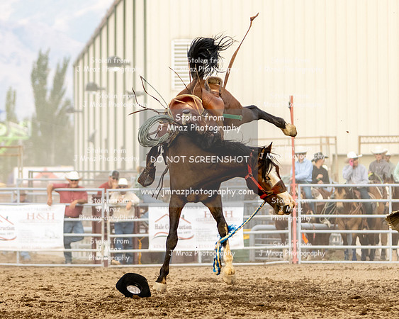 TooeleCountyRodeo-JMrazPhotography-BroncRiding-73
