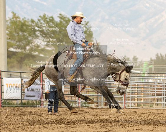 TooeleCountyRodeo-JMrazPhotography-BroncRiding-33