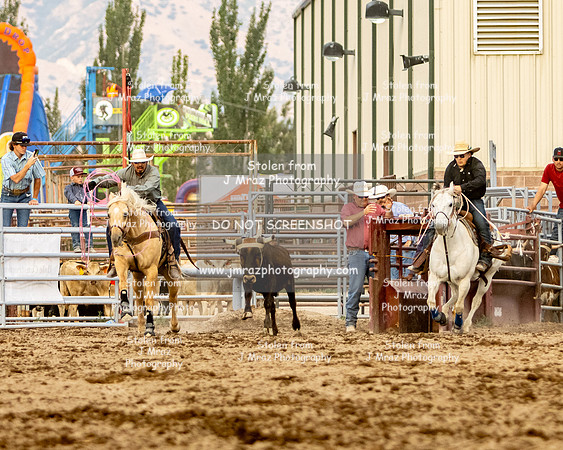 TooeleCountyRodeo-JMrazPhotography-Roping-7