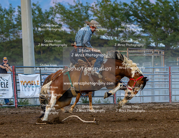 TooeleCountyRodeo-JMrazPhotography-BroncRiding-125