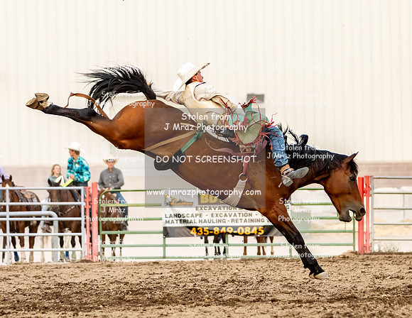 TooeleCountyRodeo-JMrazPhotography-BroncRiding-83