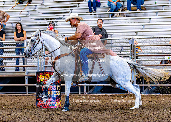 8-16-25-DressToImpress-Mensrace-JMrazPhotography-13