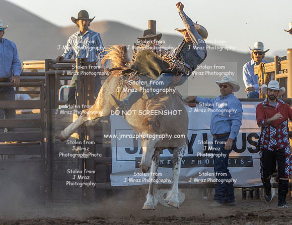 RMPRA-Genola-2024-JMrazPhotography-BarebackRiding-12