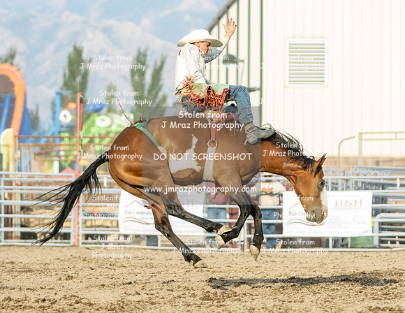 TooeleCountyRodeo-JMrazPhotography-BroncRiding-4