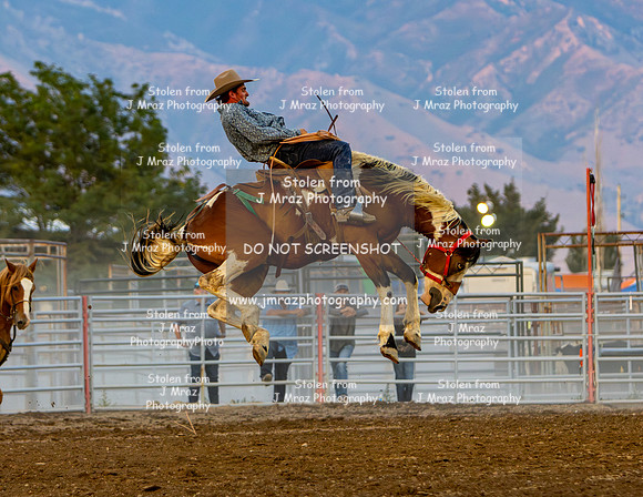 TooeleCountyRodeo-JMrazPhotography-BroncRiding-128