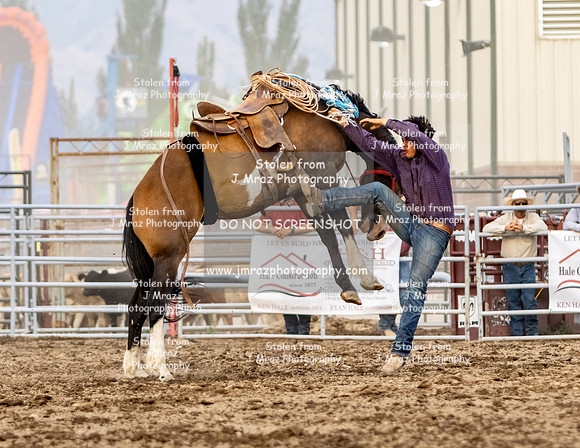 TooeleCountyRodeo-JMrazPhotography-BroncRiding-103