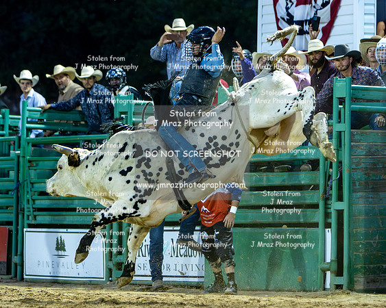 RMPRA-Alpine-JMrazPhotography-Bullriding-83