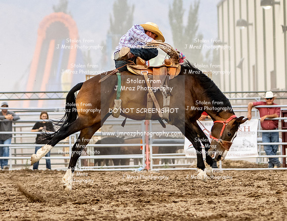 TooeleCountyRodeo-JMrazPhotography-BroncRiding-89