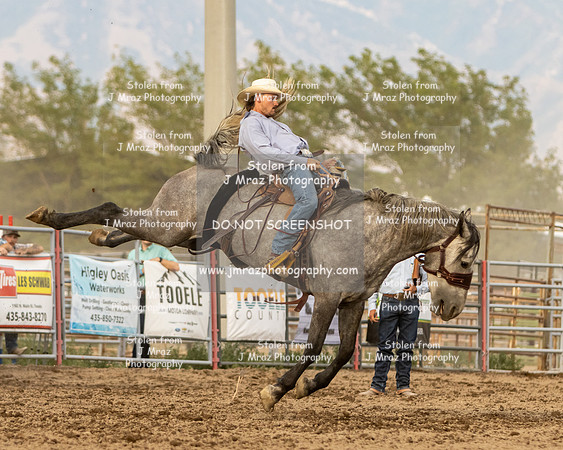 TooeleCountyRodeo-JMrazPhotography-BroncRiding-32