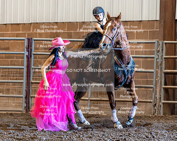 DressToImpress2024-JMrazPhotography-64