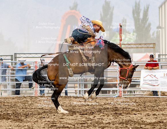 TooeleCountyRodeo-JMrazPhotography-BroncRiding-88