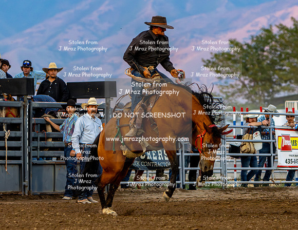 TooeleCountyRodeo-JMrazPhotography-BroncRiding-153