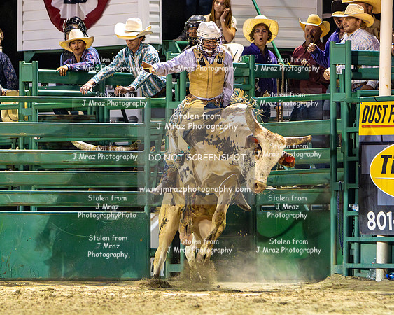 RMPRA-Alpine-JMrazPhotography-Bullriding-34