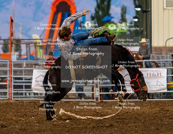 TooeleCountyRodeo-JMrazPhotography-BroncRiding-178
