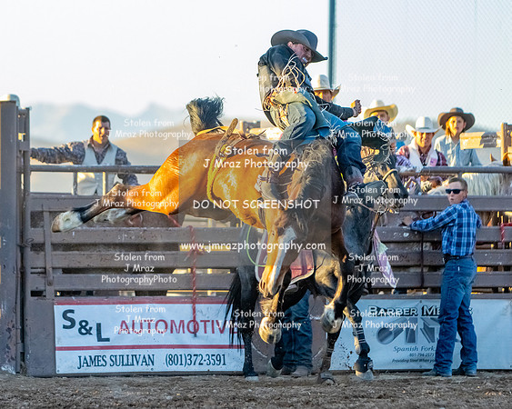 RMPRA-Genola-2024-JMrazPhotography-BarebackBronc-5