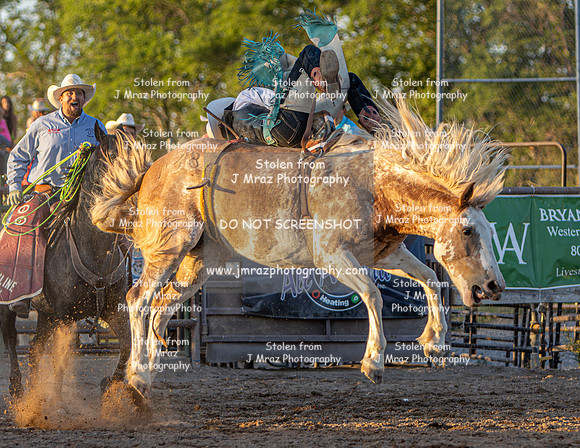 RMPRA-Genola-2024-JMrazPhotography-BarebackRiding-30
