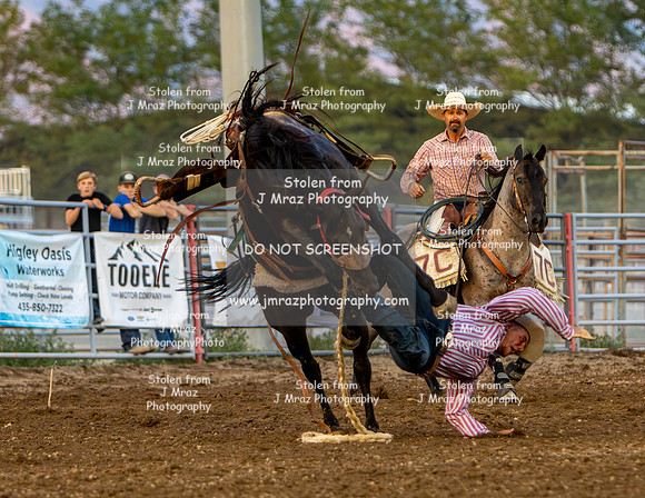 TooeleCountyRodeo-JMrazPhotography-BroncRiding-145