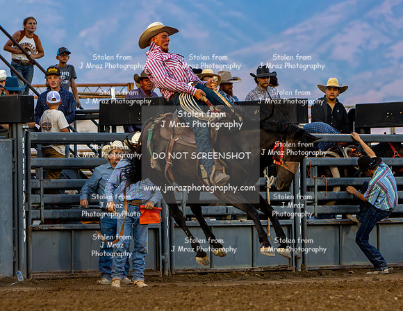 TooeleCountyRodeo-JMrazPhotography-BroncRiding-135