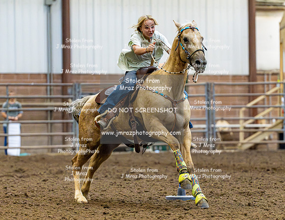DiamondD-JMrazPhotography-OpenPoleBending-70