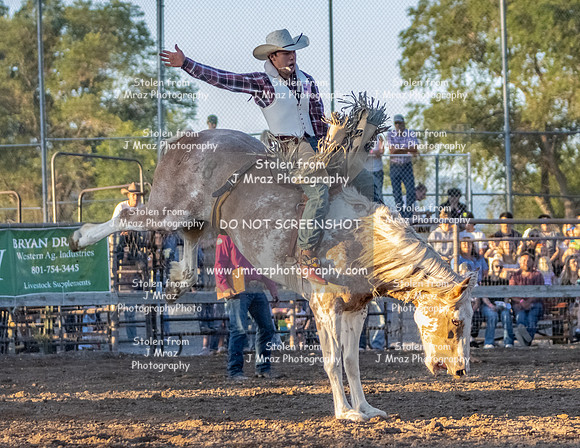 RMPRA-Genola-2024-JMrazPhotography-BarebackBronc-21