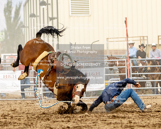 TooeleCountyRodeo-JMrazPhotography-BroncRiding-68